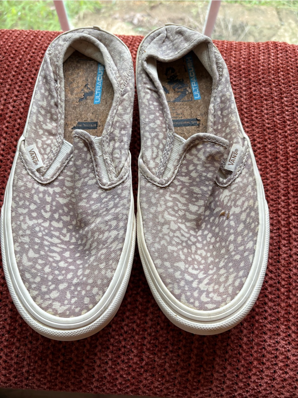 Vans Slip-On Sneakers in Light Taupe Patterned Canvas